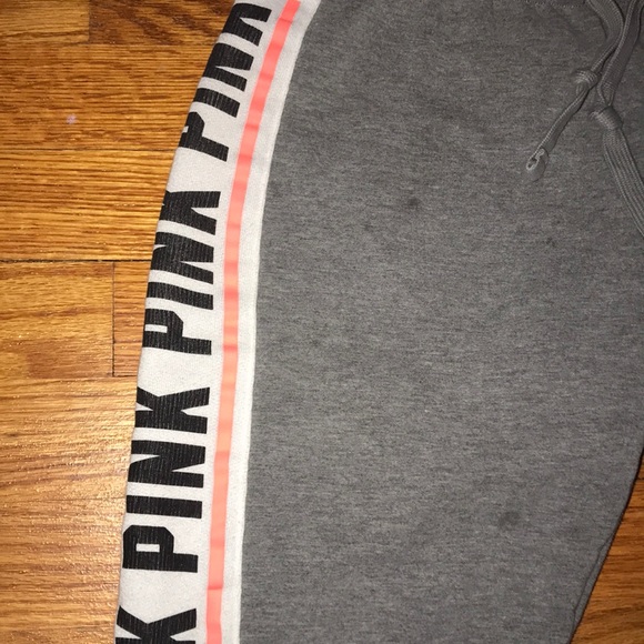 Joggers - Picture 2 of 4